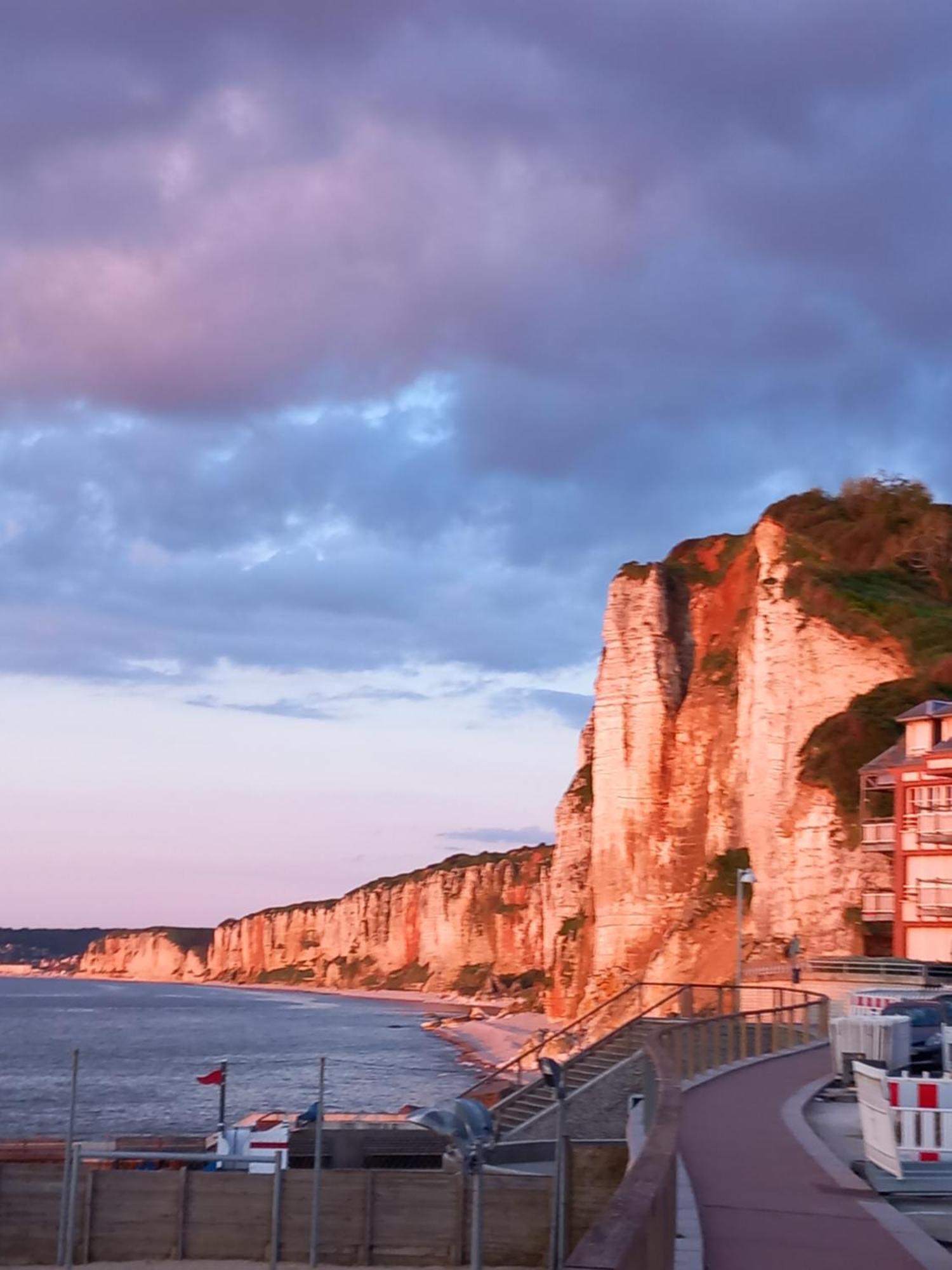 Maison De Vacances Clos Des Hogues Entre Etretat Et Fecamp Saint-Léonard Екстериор снимка