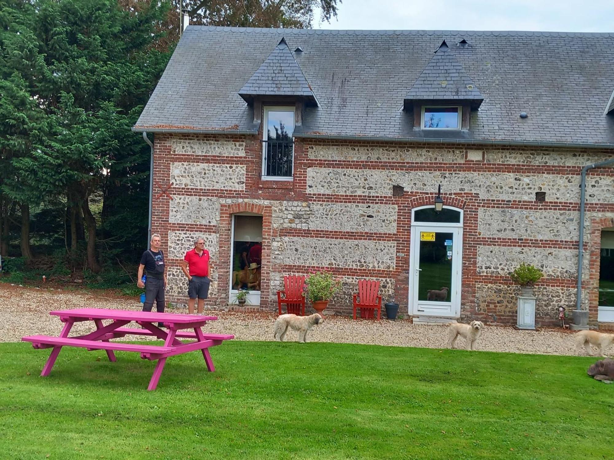 Maison De Vacances Clos Des Hogues Entre Etretat Et Fecamp Saint-Léonard Екстериор снимка